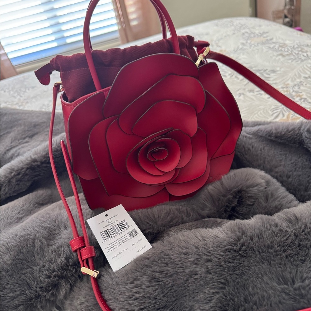 Kate Spade Red Floral Cross Body Bag 3D